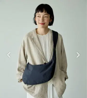 문형 크로스 바디백 블랙 북유럽,