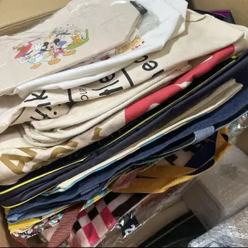 아라시 굿즈 토트백, T셔츠, 응원봉, 타월, 회장 한정판, 부채 등