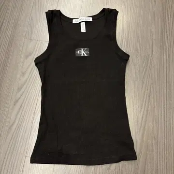 Calvin Klein Jeans 블랙 탱크탑