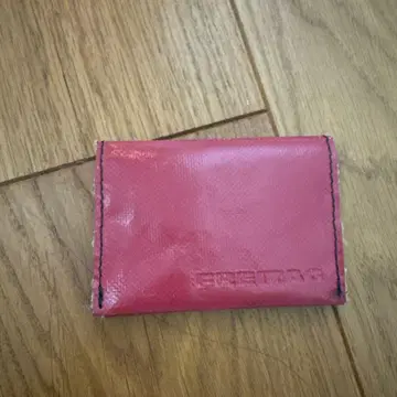 FREITAG 핑크와 옐로우 컬러 카드 홀더
