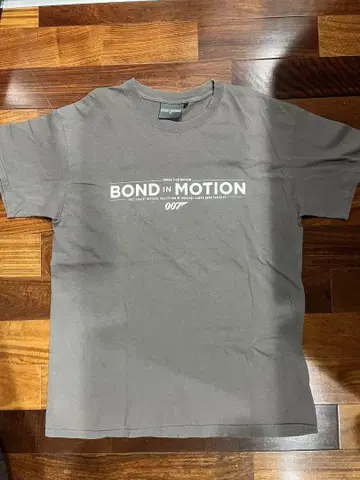 레어 런던 007 뮤지엄 BOND IN MOTION 007 티셔츠