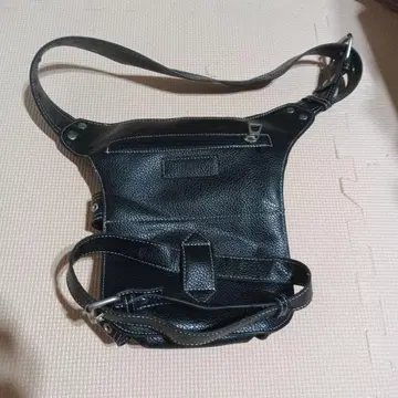 가죽 블랙 바디백