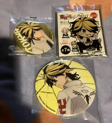 도쿄 리벤저스 하네미야 카즈토라 아크릴 스탠드 캔 배지