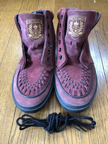 VANS 와인 레드 하이컷 스니커즈