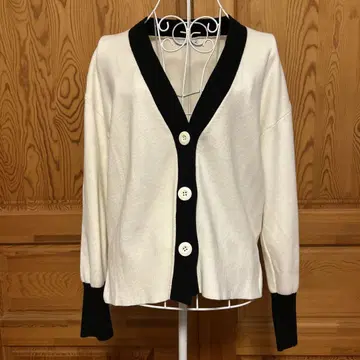 BEATRICE 버튼 가디건