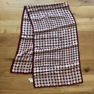 ROCHAS 보르도 아이보리 도트 무늬 스카프