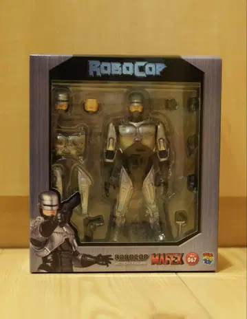 [ 새상품급 ] 메디콤토이 MAFEX No.067 ROBOCOP