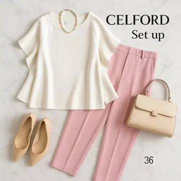새상품급 CELFORD 프릴 니트 & 팬츠 셋업 36