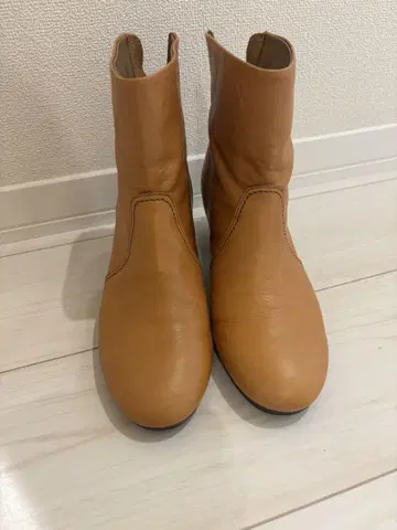 TSUMORI CHISATO 베이지 부츠