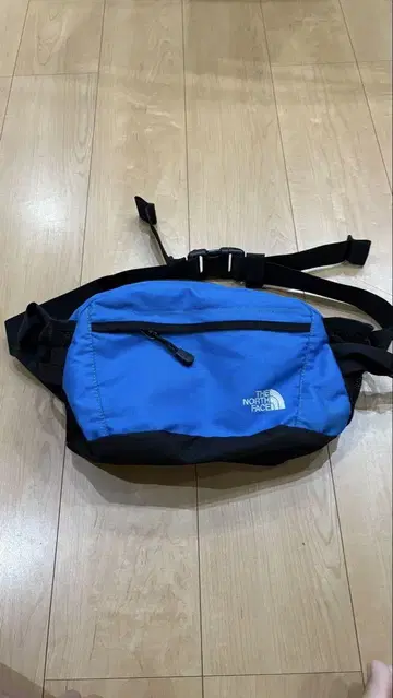 THE NORTH FACE 바디백 파랑블랙