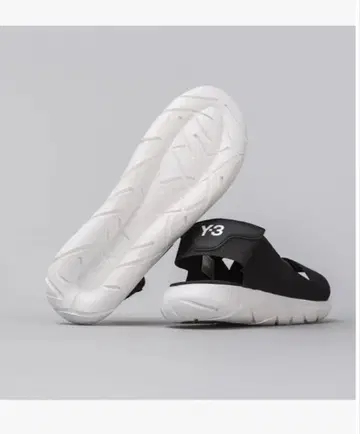 Y-3 Qasa 샌들 블랙