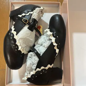 babythestarshinesbright 레이스 장식 블랙 펌프스 M