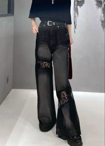 HARE 블랙 레이스 데님