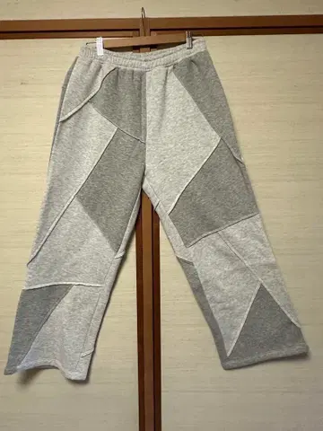 ASOS DESIGN 패치워크 스웨트 팬츠 그레이