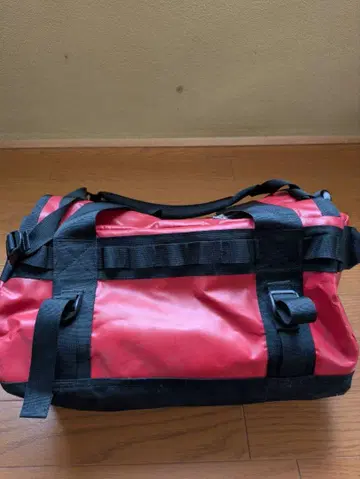 THE NORTH FACE 레드 더플백 중형