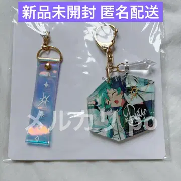 앙스타 라이카 프래그먼트 키링