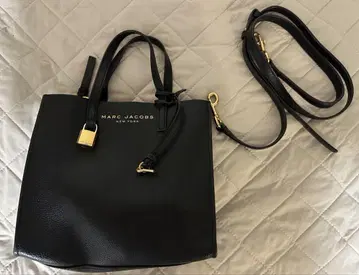 마크 제이콥스 블랙 미니 숄더백