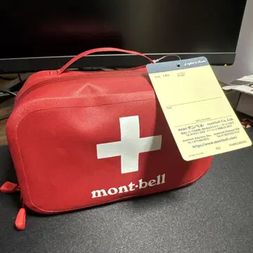몽벨 퍼스트 에이드 백 S 구급약 응급처치 빨간색 아웃도어 방재
