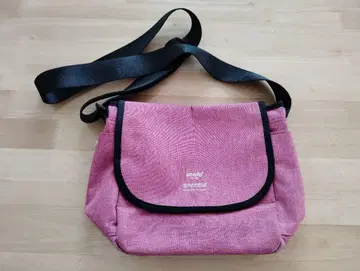 핑크 숄더백