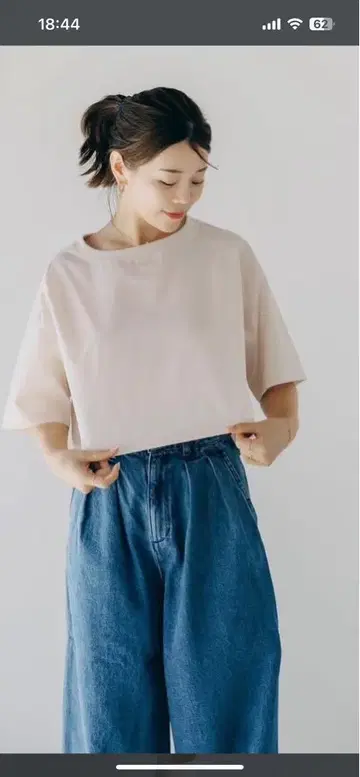 pois 포와 블라우스 tee