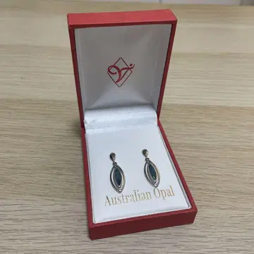 호주산 오팔 귀걸이