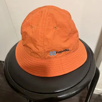 radiall 오렌지 버킷햇
