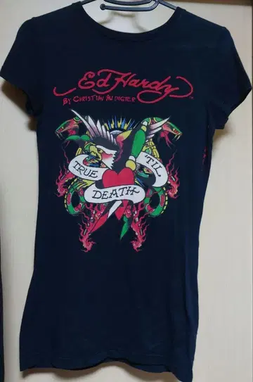 Ed Hardy 반팔 T셔츠 S 사이즈 블랙