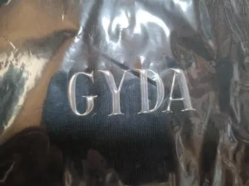 [ 택 포함 새상품 ] Metallic GYDA BIG T셔츠