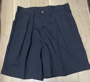 Wrangler 블랙 플리츠 하프 팬츠 2턱 미사용 새상품