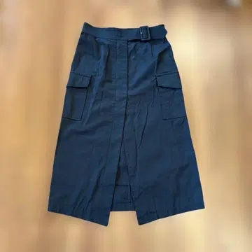 H/standard 블랙 타이 트 스커트