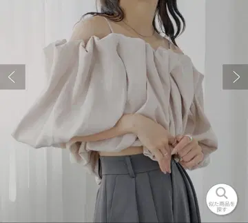 chico 개더 벌룬 오프숄더 블라우스
