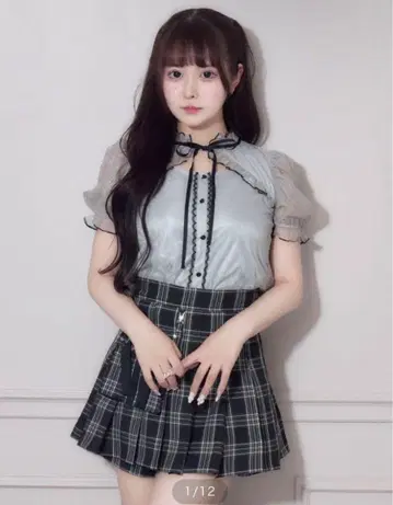 pium 프론트 버튼 레이스 케이프 블라우스