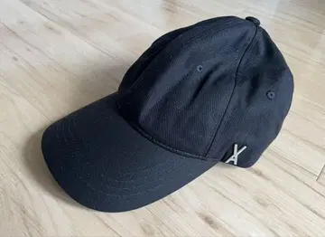 BAZAAR 블랙 캡 2회만 사용.