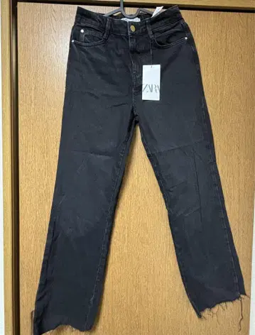 ZARA 블랙 데님 플레어 컷 사이즈 36