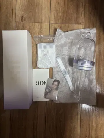 ILLIT 응원봉