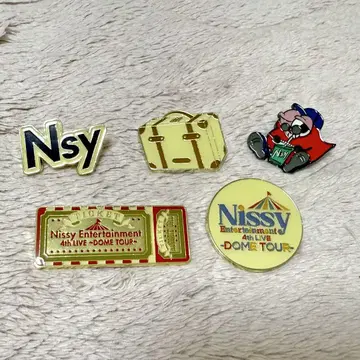 Nissy 핀 배지