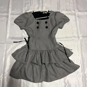 evelyn 레이스업 티어드 OP 하운드투스 체크 패턴