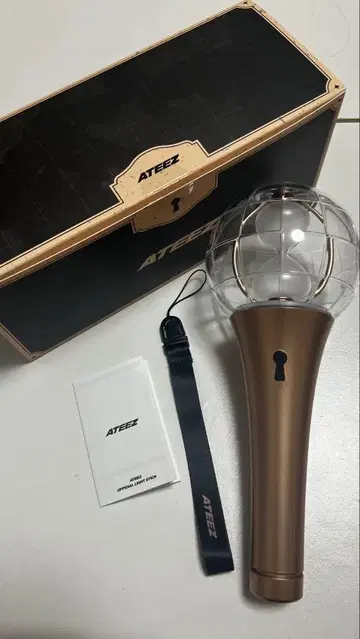 ateez 응원봉 ver2 트레이딩 카드 포함