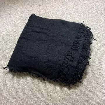 CRUCIANI 스톨