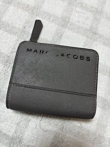 MARC JACOBS(마크제이콥스) 접이식 지갑 그레이 가죽