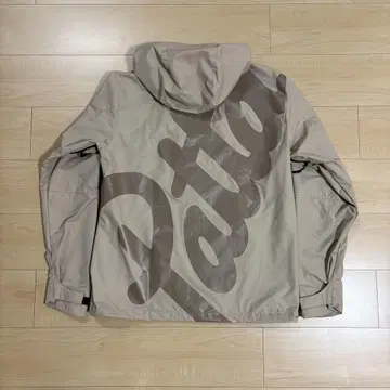 Patta Script Logo Rain Shell Jacket 파타