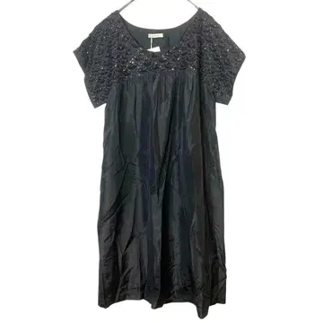 택 포함 새상품 라토타리에 비즈 장식 실크 100% 원피스 반팔 블랙