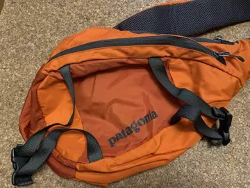[ 새상품급 ] patagonia 오렌지 바디백