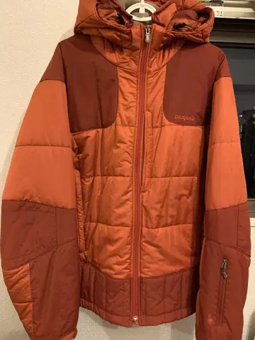 patagonia 퍼프 라이더 후드 부착의 완품 다스 후드티