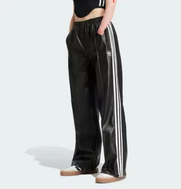 adidas 블랙 가죽 팬츠 M 사이즈