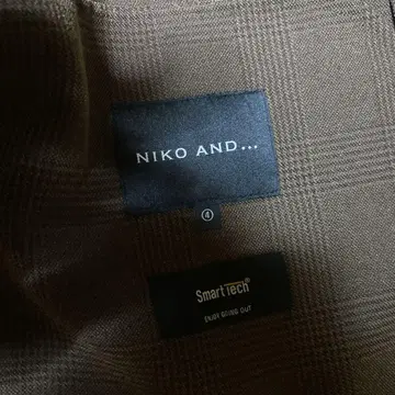 NIKO AND - SmartTech 긴팔 셔츠 사이즈 4
