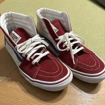 Vans 하이컷 스니커즈