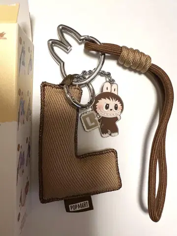 LABUBU PIN FOR LOVE L