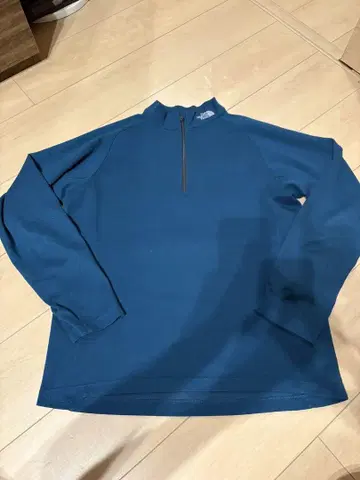 THE NORTH FACE Tech Air Sweat Half Zip