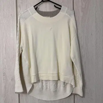 FAVORI 아이보리 래글런 슬리브 긴팔 상의